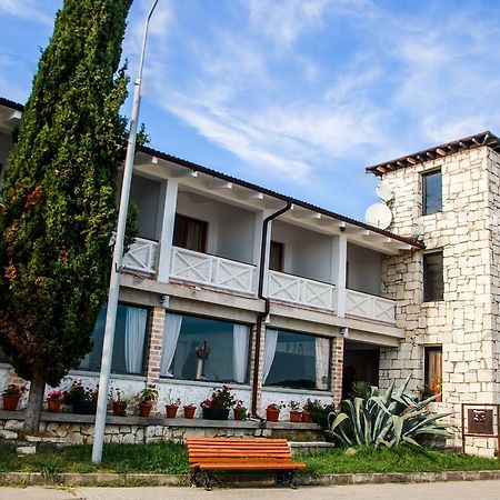 Dem Hotel Sukhumi Exterior foto