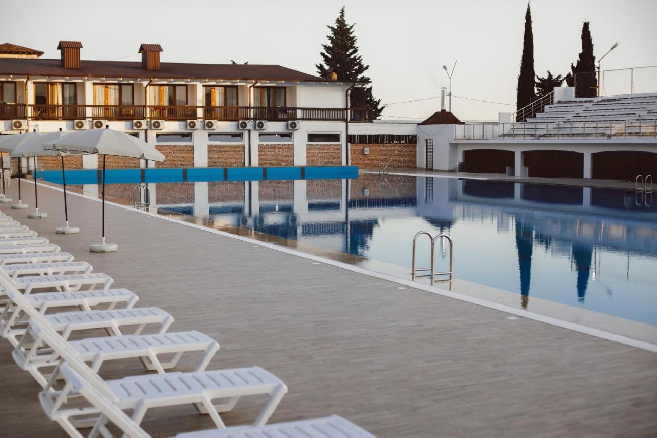 Dem Hotel Sukhumi Exterior foto